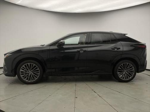2023 Lexus RZ 450e Luxury