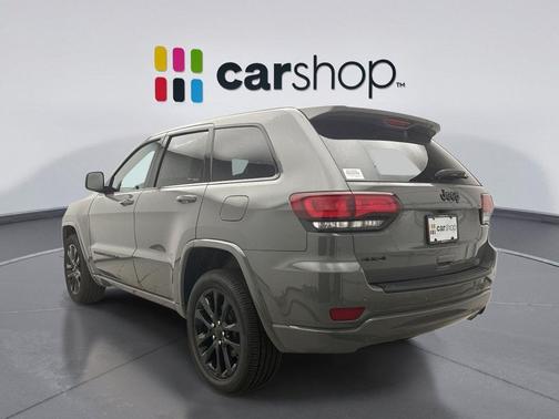 Sting-Gray Clearcoat 2022 Jeep Grand Cherokee Laredo