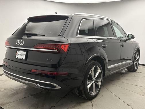 2021 Audi Q7 55 Premium Plus