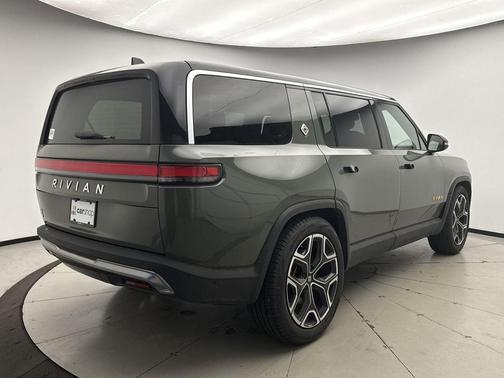 2022 Rivian R1S Launch Edition