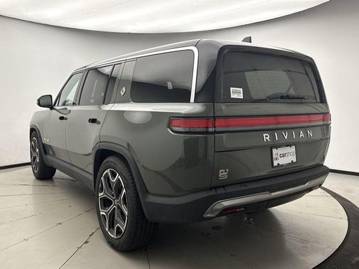 2022 Rivian R1S Launch Edition