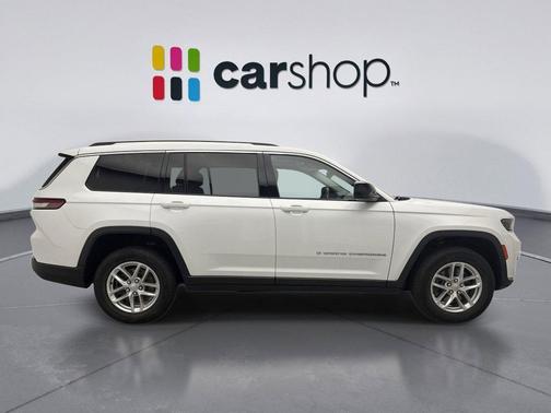 Bright White Clearcoat 2021 Jeep Grand Cherokee L Laredo