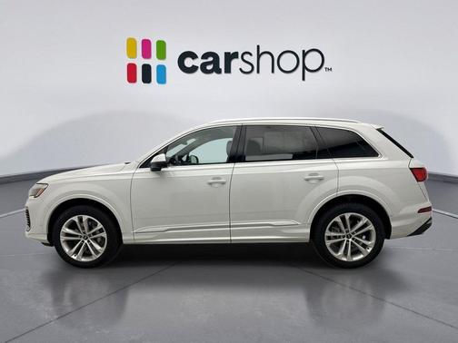 Glacier White 2025 Audi Q7 55 Premium Plus