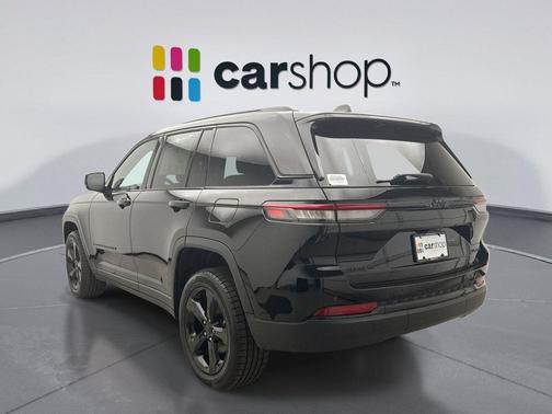 Diamond Black Crystal Pearlcoat 2023 Jeep Grand Cherokee Limited