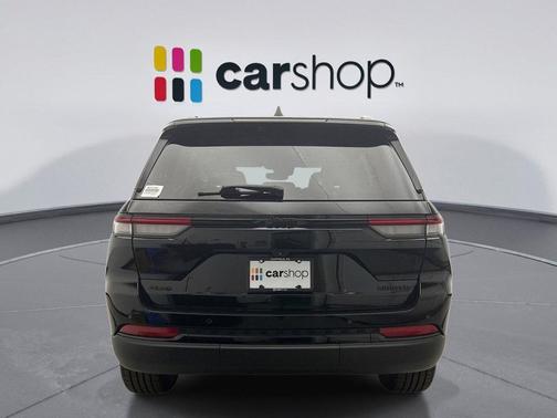Diamond Black Crystal Pearlcoat 2023 Jeep Grand Cherokee Limited