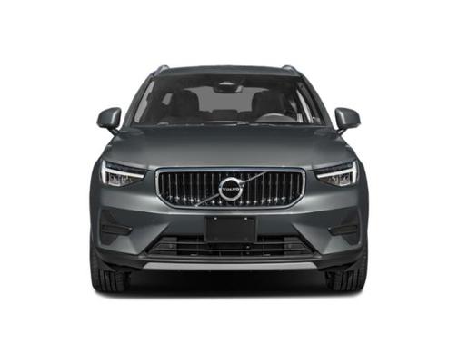 Crystal White 2025 Volvo XC40 B5 Core Bright Theme