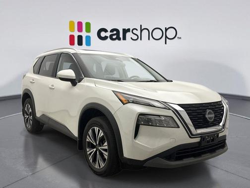 Pearl White Tricoat 2023 Nissan Rogue SV