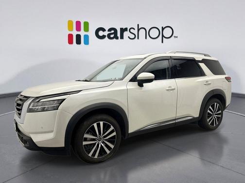 2023 Nissan Pathfinder Platinum 4WD