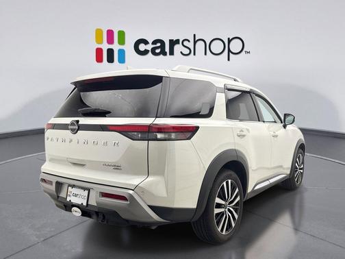 2023 Nissan Pathfinder Platinum 4WD