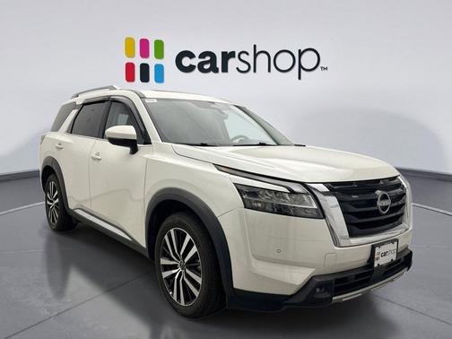 2023 Nissan Pathfinder Platinum 4WD