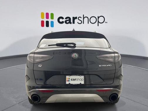 Vulcano Black Metallic 2024 Alfa Romeo Stelvio Ti