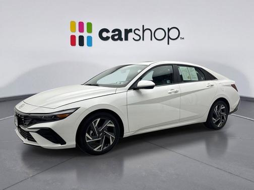 2025 Hyundai ELANTRA SEL