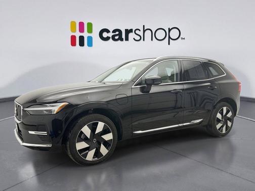2023 Volvo XC60 Recharge Plug-In Hybrid T8 Ultimate Bright Theme