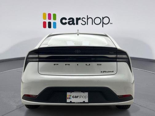 2024 Toyota Prius Prime SE