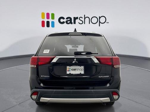 2017 Mitsubishi Outlander ES