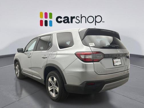 Lunar Silver 2023 Honda Pilot AWD EX-L 7 Passenger