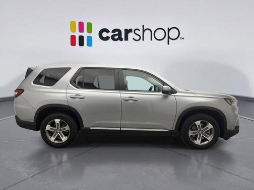 Lunar Silver 2023 Honda Pilot AWD EX-L 7 Passenger