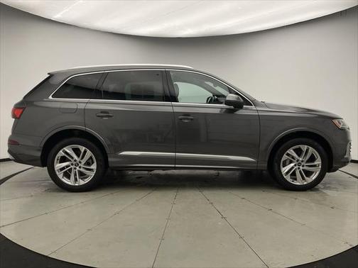2021 Audi Q7 55 Premium Plus