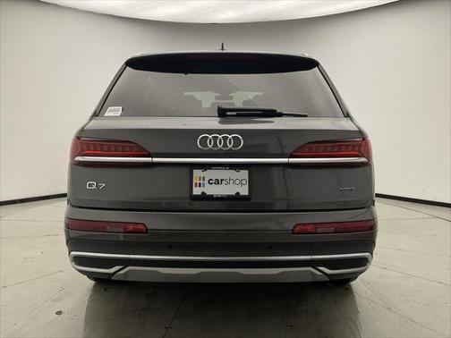 2021 Audi Q7 55 Premium Plus