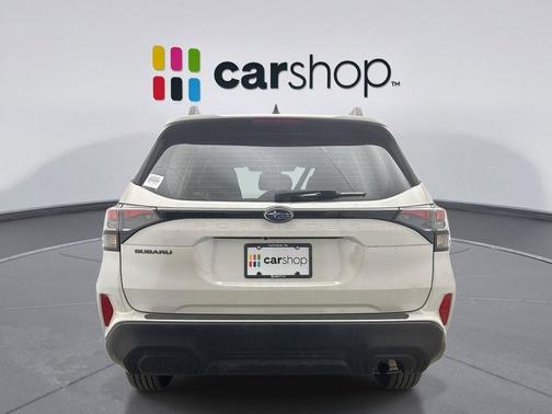 2025 Subaru Forester Base