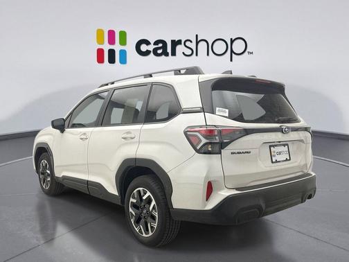 2025 Subaru Forester Base