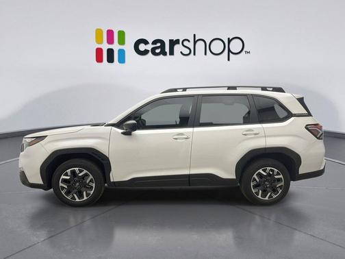 2025 Subaru Forester Base