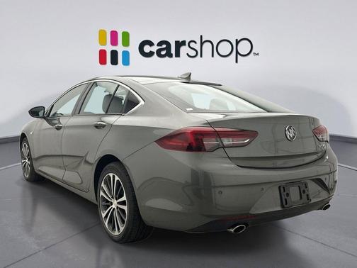 2019 Buick Regal Sportback AWD Essence