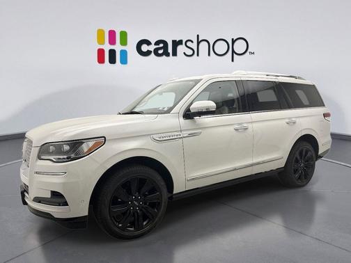 PRISTINE WHITE METALLIC 3C 2024 Lincoln Navigator Reserve