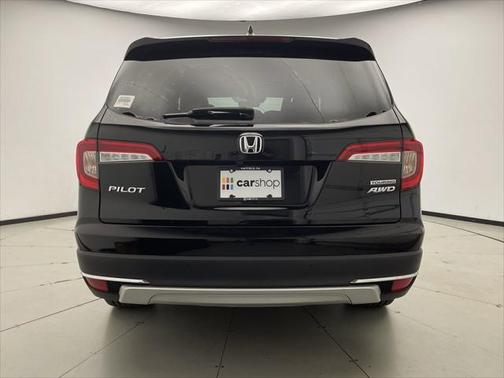 2022 Honda Pilot Touring 8-Passenger