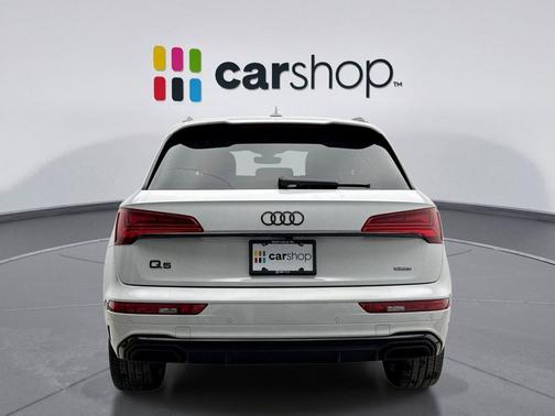 2022 Audi Q5 45 S line Premium Plus