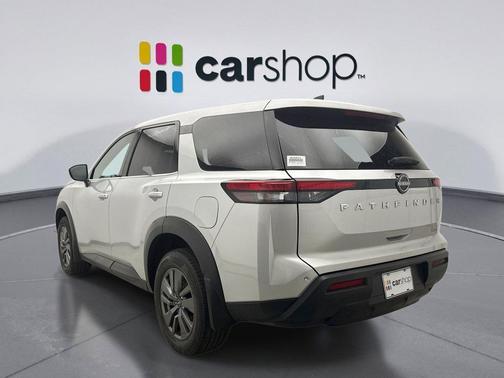 Brilliant Silver Metallic 2024 Nissan Pathfinder S 4WD