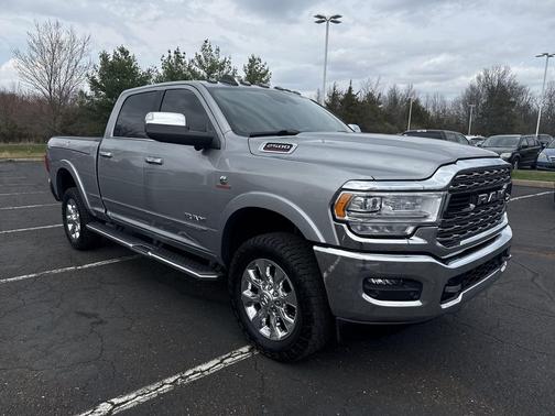 Billet Silver Metallic Clearcoat 2022 RAM 2500 Limited Crew Cab 4x4 6'4' Box