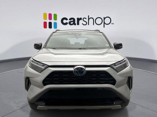 2024 Toyota RAV4 Hybrid SE