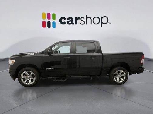 Diamond Black Crystal Pearlcoat 2023 RAM 1500 Big Horn/Lone Star
