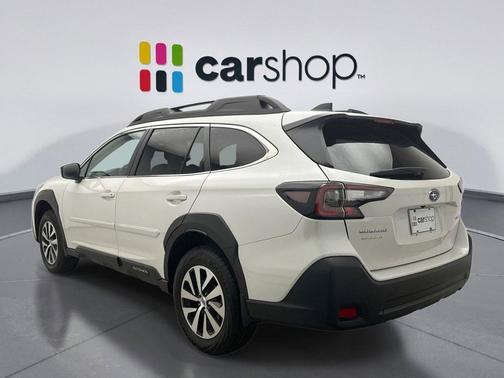 Crystal White Pearl 2025 Subaru Outback Premium