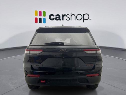 2022 Jeep Grand Cherokee Trailhawk