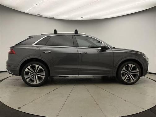 2021 Audi Q8 55 Premium Plus