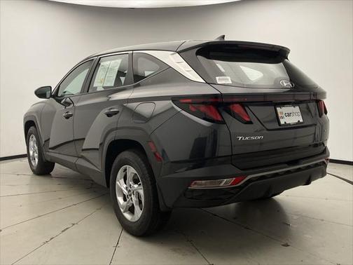 2023 Hyundai TUCSON SE