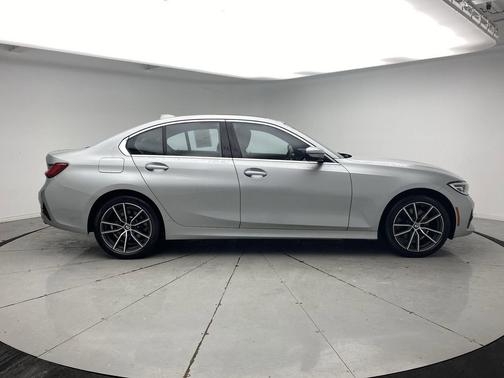 2019 BMW 330 xDrive