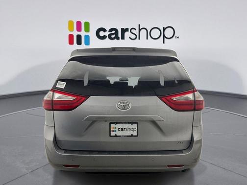 2018 Toyota Sienna XLE