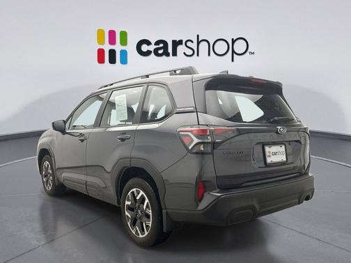 2025 Subaru Forester Base