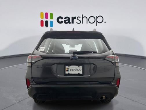 2025 Subaru Forester Base