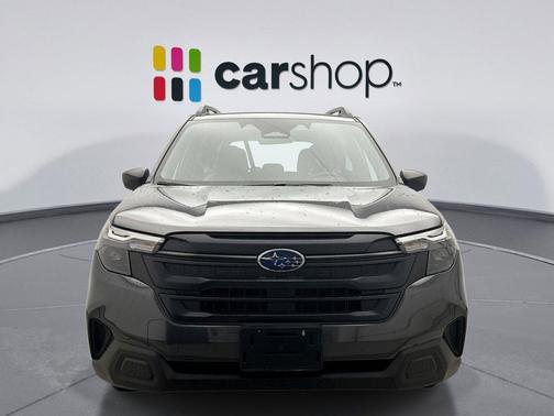 2025 Subaru Forester Base