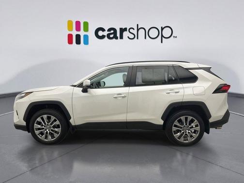 Blizzard Pearl 2022 Toyota RAV4 XLE Premium