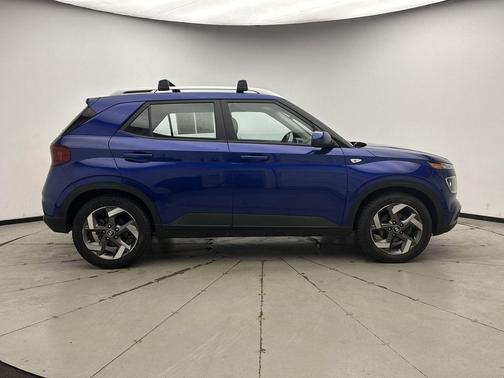 2022 Hyundai VENUE Limited