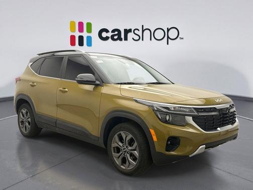 Valais Green/Black Roof 2024 Kia Seltos S