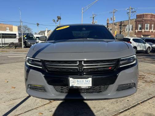 2017 Dodge Charger SE