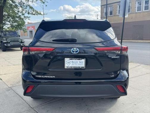2021 Toyota Highlander Hybrid LE