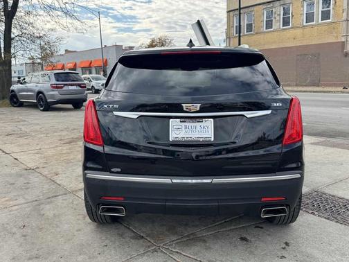 2017 Cadillac XT5 Luxury