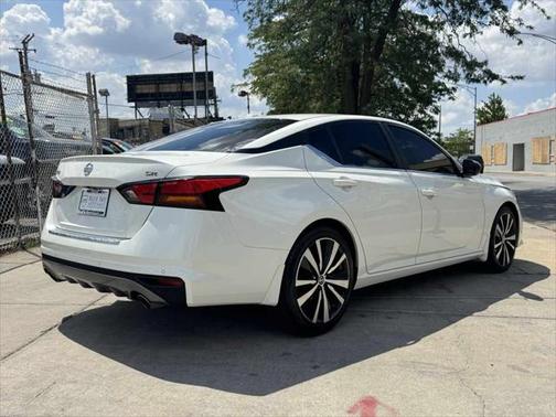 2020 Nissan Altima SR FWD